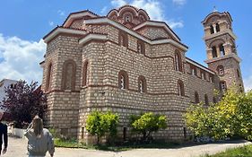 Gardenhouse In The Center Of Corinth